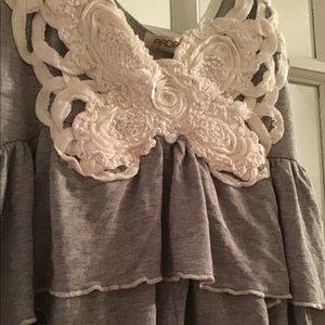 Beautiful Arden B sleeveless boho top